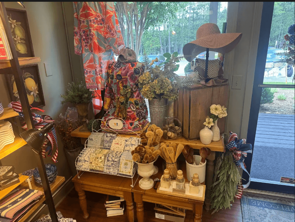 Gifts & Jewelry